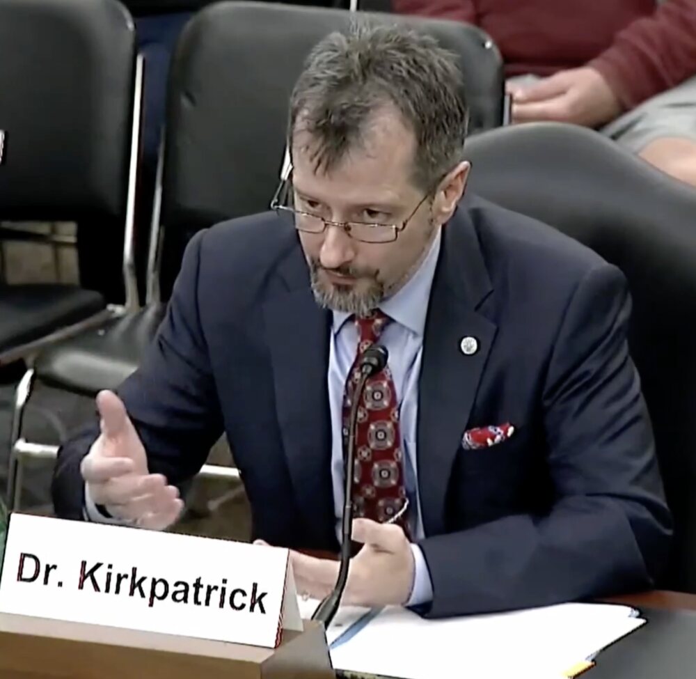 Sean Kirkpatrick no Senado